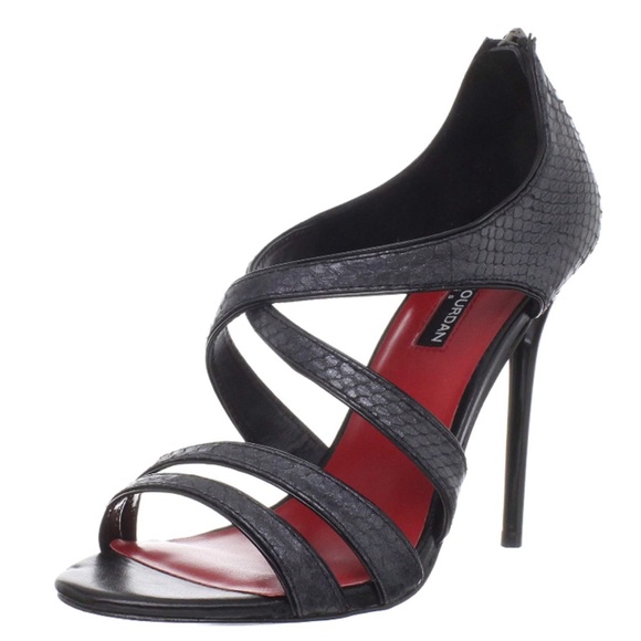 Charles Jourdan Jillian Stiletto Heel - Picture 3 of 8